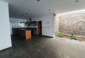 Casa en condominio en  Vía Naranjos 1p, Fraccionamiento Olivos Residencial, Zapopan, Jalisco, 45160, Mex