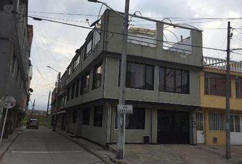 Casa en  Calle 48b Sur & Carrera 72m, Bogotá, Colombia