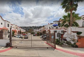Casa en condominio en  Privada De Las Begonias, Jardines De Agua Caliente, Sin Asignación En Nombre De Asentamiento, Tijuana, Baja California, México