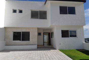 Casa en  Urales, Fraccionamiento Nuevo Paraíso, Querétaro, 76230, Mex