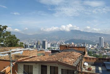 Casa en  El Salvador Centro, Medellín
