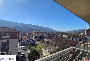 Piso en  Irurtzun, Navarra