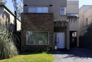 Casa en  Haras Miryam, Partido De Ituzaingó