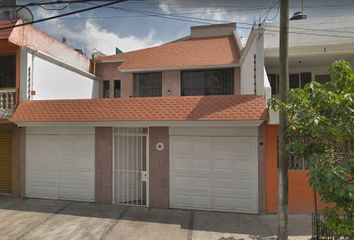 Casa en  Iglesia Ave María, Villa Cuitláhuac, Aeropuerto, Villa De Aragón, Gustavo A Madero, Ciudad De México, 07570, Mex