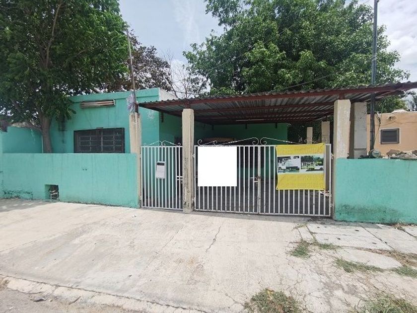 venta Casa en Salvador Alvarado Oriente, Mérida, Yucatán (EB-KN7053s)-  