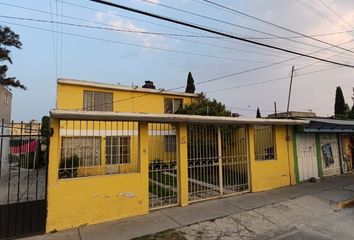 Casa en  Calle Nardos 166-166, Fraccionamiento Ojo De Agua, Tecámac, México, 55770, Mex