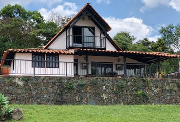 Villa-Quinta en  Alto Dapa, Dapa, Yumbo