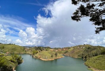 Villa-Quinta en  Parque Comfama, Penol - Guatape 73, Guatapé, Antioquia, Col