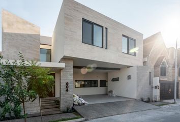 Casa en  Zona Del Valle, San Pedro Garza García