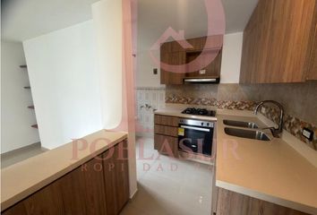 Apartamento en Calle 5, Loma De Los Bernal, Comuna 16 - Belén, Perímetro Urbano Medellín, Medellín, Valle De Aburrá, Antioquia, Rap Del Agua Y La Montaña, 050026, Colombia