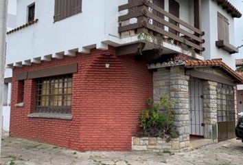 Casa en  Punta Mogotes, Mar Del Plata