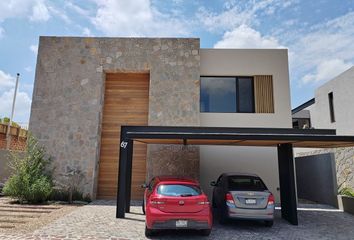 Casa en  Santa María Magdalena, Municipio De Querétaro