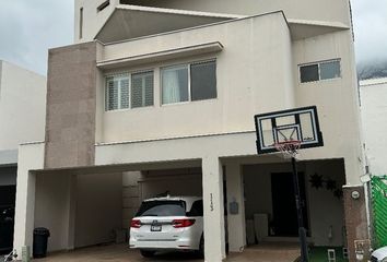 Casa en  Calle Pico De Orizaba, Las Montañas, Santa Catarina, Nuevo León, 66197, Mex