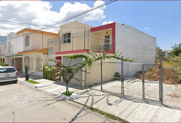 Casa en  Dental Clinic Ozone, Calle Nápoles 51, Fraccionamiento Ciudad Del Valle, Tepic, Nayarit, 63157, Mex