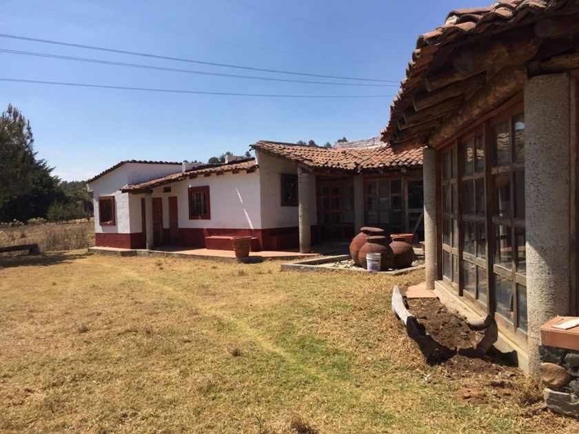 venta Casa en Tapalpa, Tapalpa, Tapalpa, Jalisco (EBDE3200s) icasas.mx