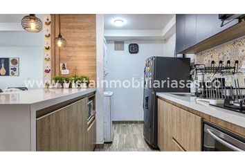 Apartamento en Calle 68a, Bosques De Niza, Comuna Ecoturística Cerro De Oro, Perímetro Urbano Manizales, Manizales, Centrosur, Caldas, Rap Del Agua Y La Montaña, 170003, Colombia