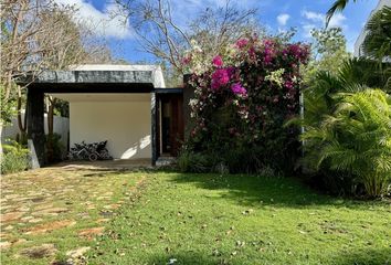 Casa en  Yucatán Country Club, Mérida, Yucatán