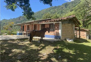 Villa-Quinta en  Hispania, Antioquia