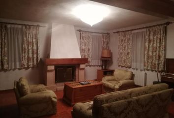Chalet en  San Martin De Valdeiglesias, Madrid Provincia