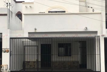 Casa en  Urbi Villa Colonial, Monterrey