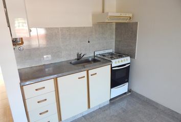 DUPLEX EN VENTA DE 1 DORMITORIO MÁS LOFT. BARRIO SAN CAYETANO.