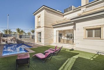Chalet en  Los Arenales Del Sol, Alicante Provincia
