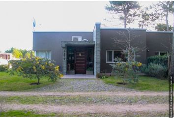 Casa en  Barrio Cerrado Costa Esmeralda, Pinamar