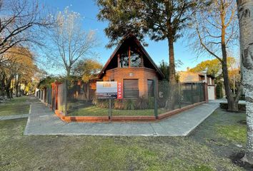 Casa en  Burzaco, Partido De Almirante Brown