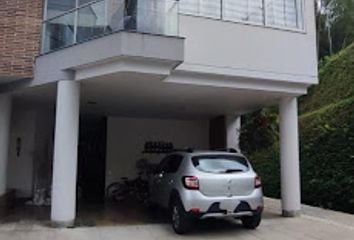 Casa en  Pinares De San Martin, Pereira