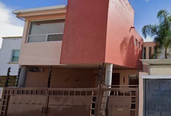 Casa en  Calle Senda Del Rocío 2-40, Fraccionamiento Milenio 3ra Sección, Querétaro, 76060, Mex