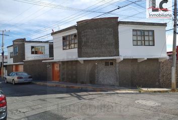 Casa en  La Hacienda, Puebla