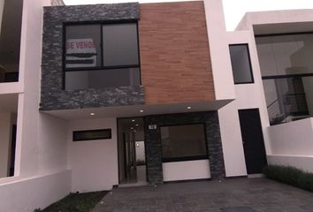Casa en  Real Del Bosque, Corregidora, Corregidora, Querétaro