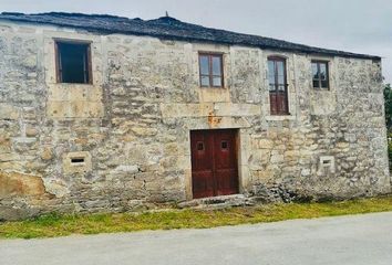 Casas e apartamentos à venda em Outeiro de Rei, Lugo, Espanha