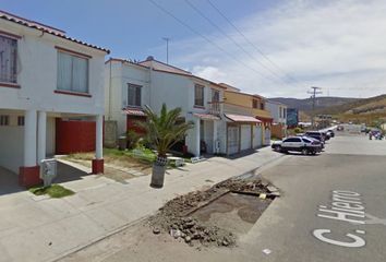 Casa en  Privada De La Joya 795, Fracc Villa Del Real 1ra Sección, Ensenada, Baja California, 22845, Mex