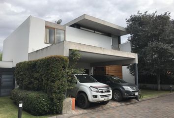 Casa en  Cumbayá, Quito