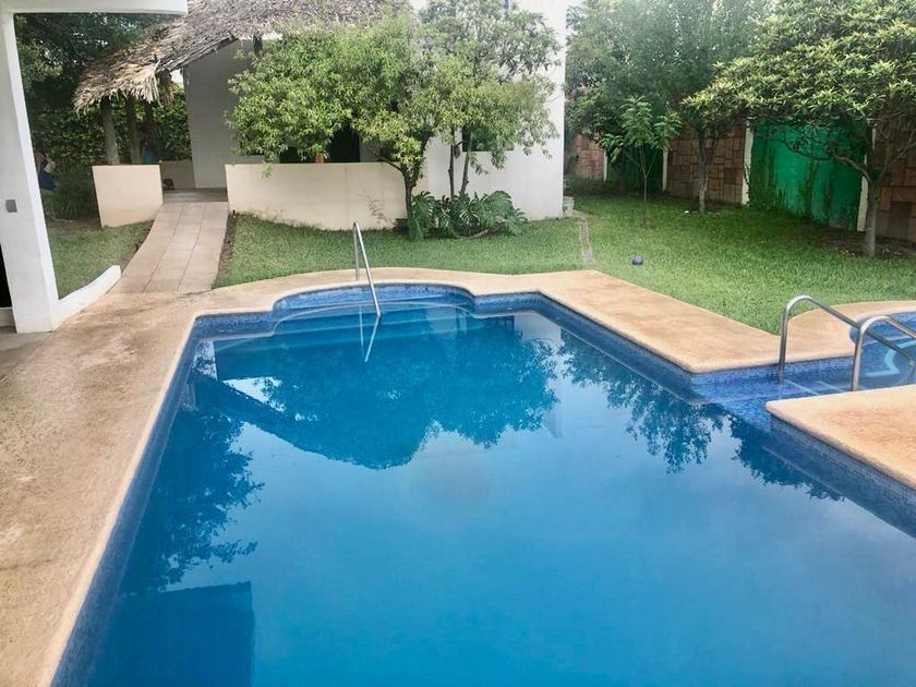 venta Quinta en Portal del Norte, General Zuazua (EB-MP1442s)