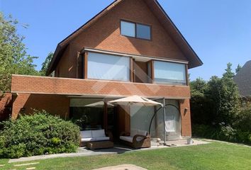 Casa en  Lo Barnechea, Provincia De Santiago