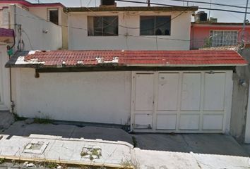 Casa en  Calle Sierra Gamón 31, Parque Res Coacalco 1ra Secc, Coacalco De Berriozábal, México, 55720, Mex