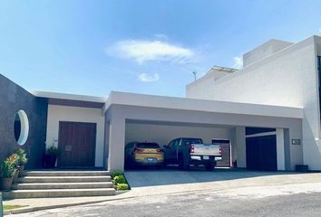 Casa en  Calle Grosseto, Carretera Nacional, Fracc La Toscana Residencial, Monterrey, Nuevo León, 64988, Mex