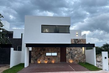 Casa en condominio en  Carretera Conkal - Chicxulub Puerto, Conkal, Yucatán, 97347, Mex