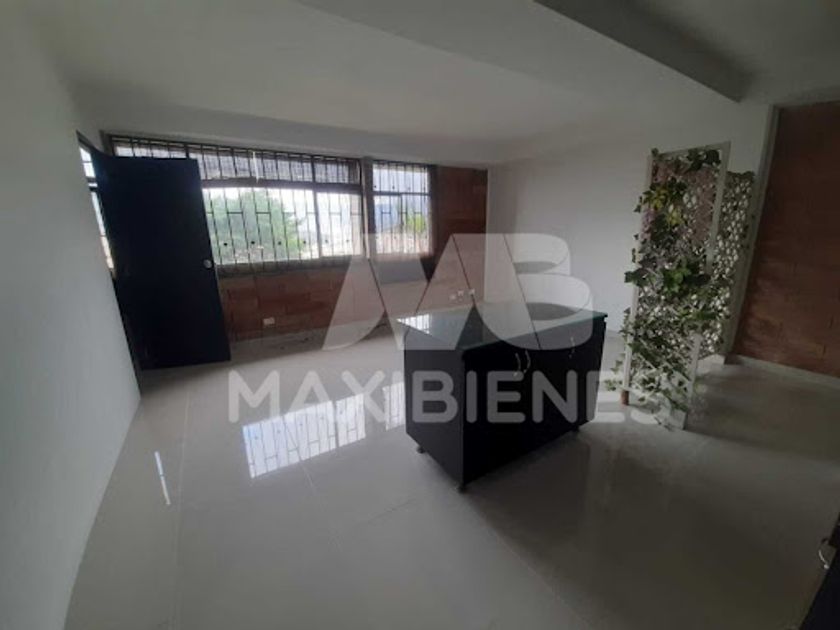 Apartamento en arriendo Calasanz, Occidente