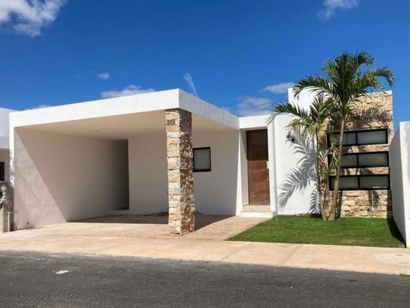 venta Casa en Sitpach, Mérida, Yucatán (EB-GX1015s)