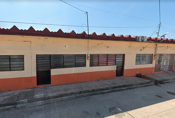 Casa en  Calle Felipe Carrillo Puerto 105, Pueblo Nuevo, Cárdenas, Tabasco, 86560, Mex