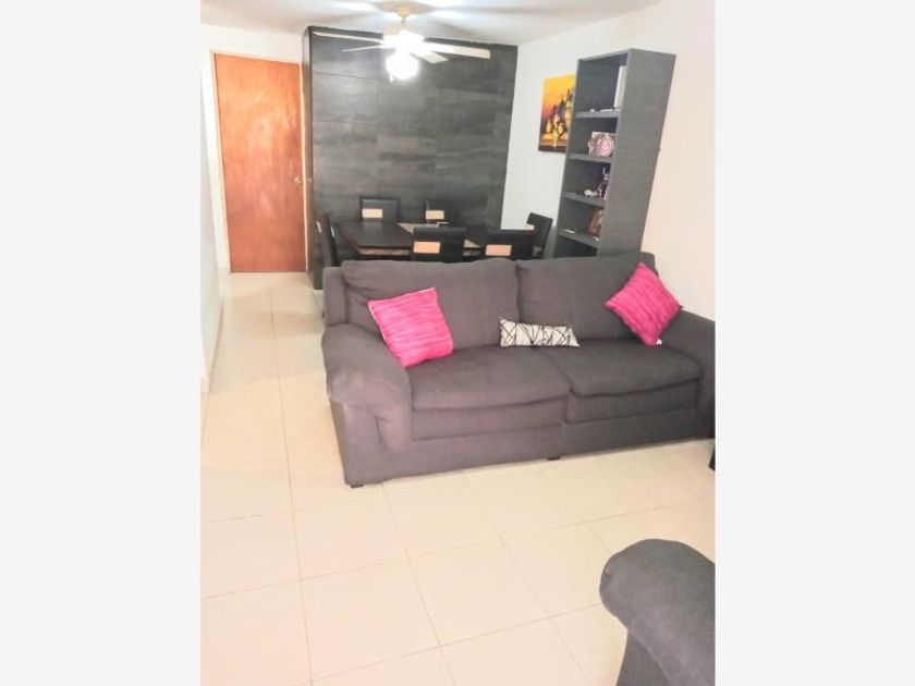 venta Casa en Los Naranjos Sector 1, San Nicolás de los Garza  (MX21-LI4969)