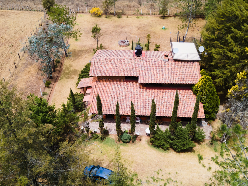 venta Casa en Tapalpa, Tapalpa, Tapalpa, Jalisco (EB-KE6246s)