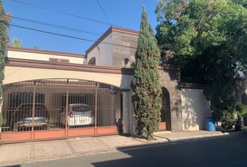 Casa en  Calle Sierra De Nacatas 201-299, Valle Oriente, Arroyo Seco, Monterrey, Nuevo León, 64740, Mex