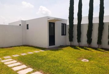 Casa en fraccionamiento en  Calle Guayabe, El Refugio, Querétaro, 76146, Mex