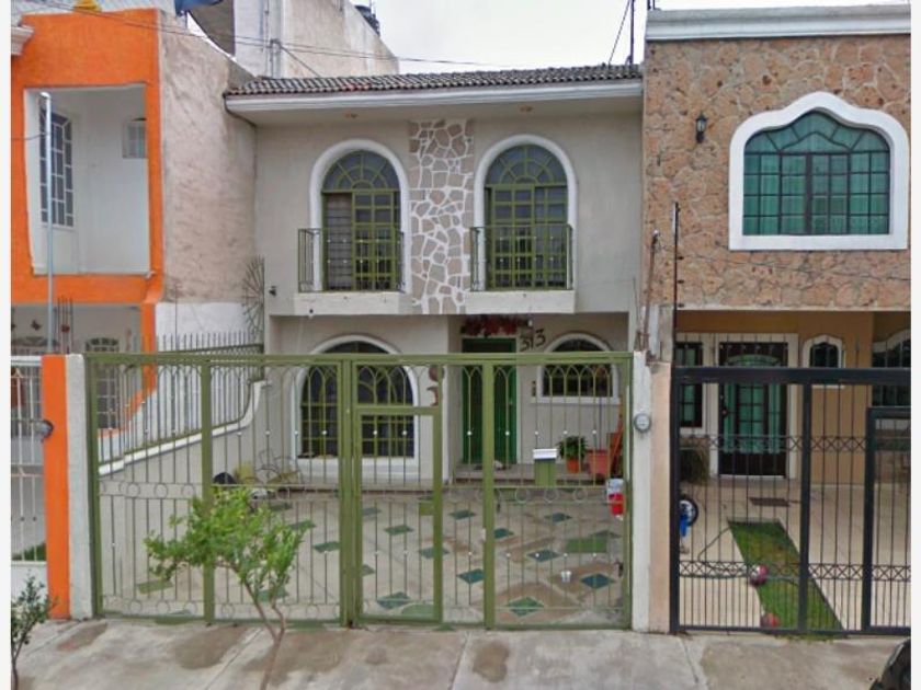 venta Casa en Artesanos, Guadalajara, Guadalajara, Jalisco (MX21-KY3399)-  