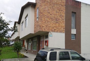Casa en  Maria Angelica Idrobo 11-15, Quito, Ecuador
