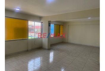 Local comercial en  Calle Luis Banchero Lossi 220, San Miguel, Lima, 15088, Per